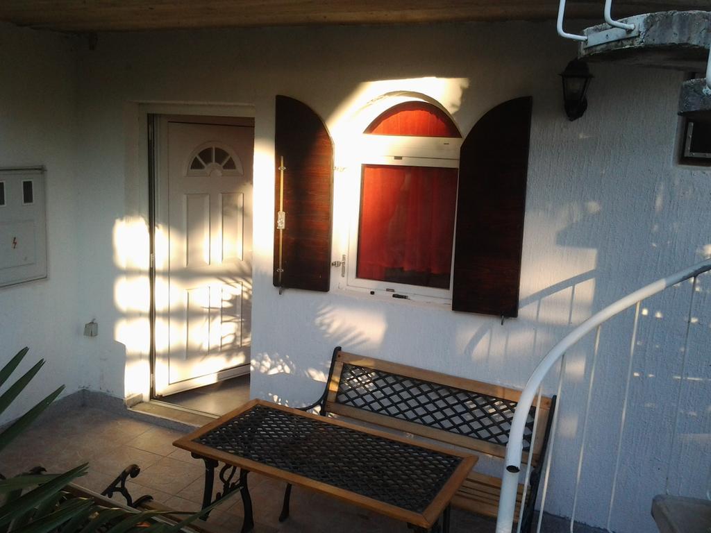 Apartmani Marija Stari Grad Kültér fotó