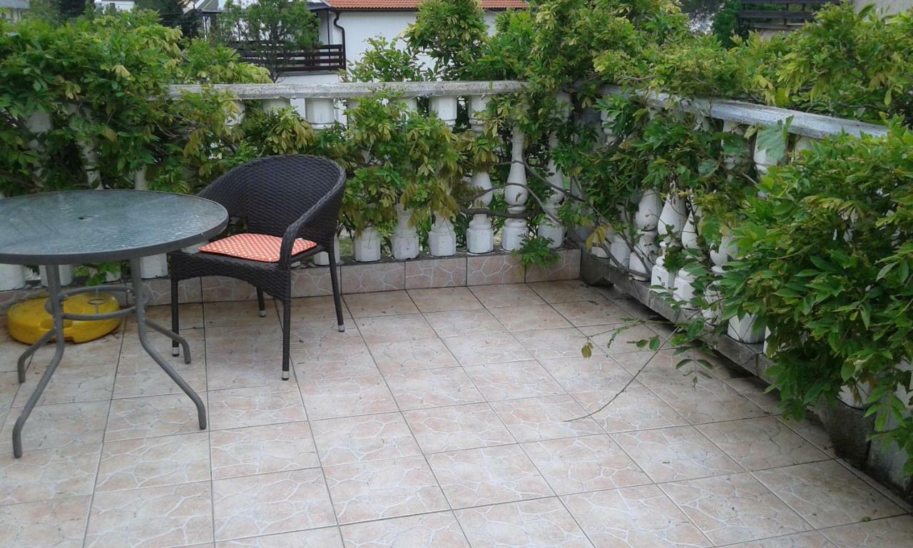 Apartmani Marija Stari Grad Kültér fotó